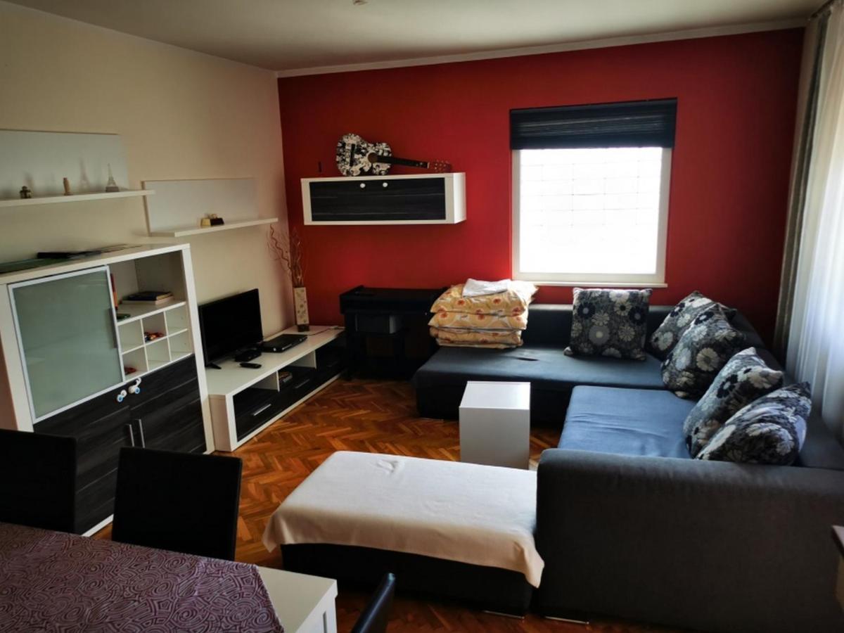 Apartmant Sandra - Big Terace And Free Parking Apartman Károlyváros Kültér fotó